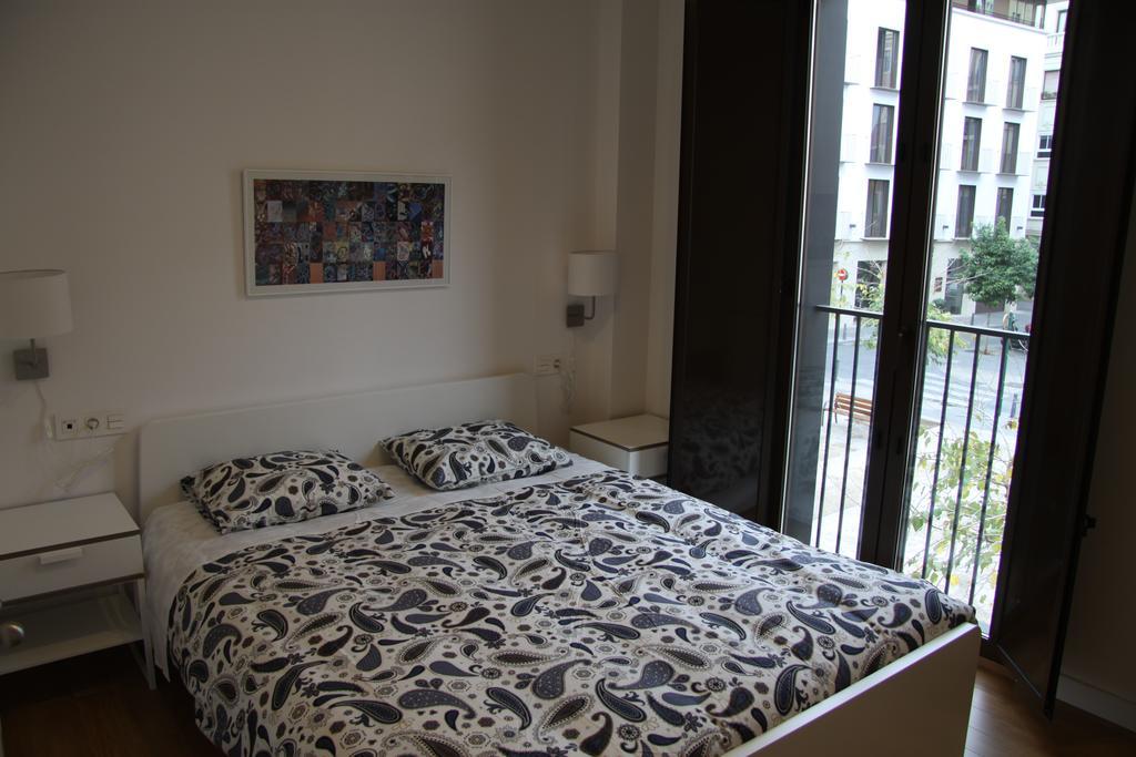 Apartamentos Hiedra Y Tapineria Mercado Central Валенсия Экстерьер фото